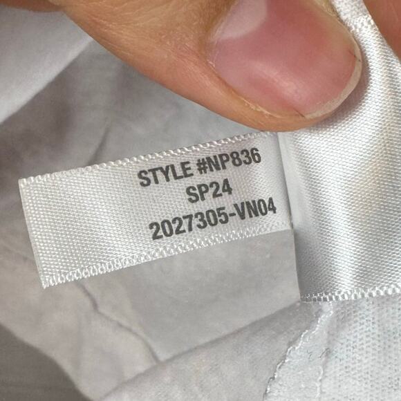 Madewell Eyelet White Relaxed V-Neck Tee Size Small - Picture 11 of 11